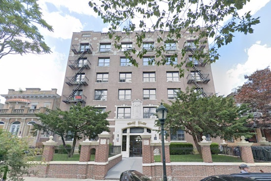 Rats Run Wild In Crown Heights Building As Roaches Swarm Eastern Parkway