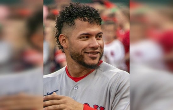 Red Sox Lose Two Hitters To Injuries In Same At-Bat