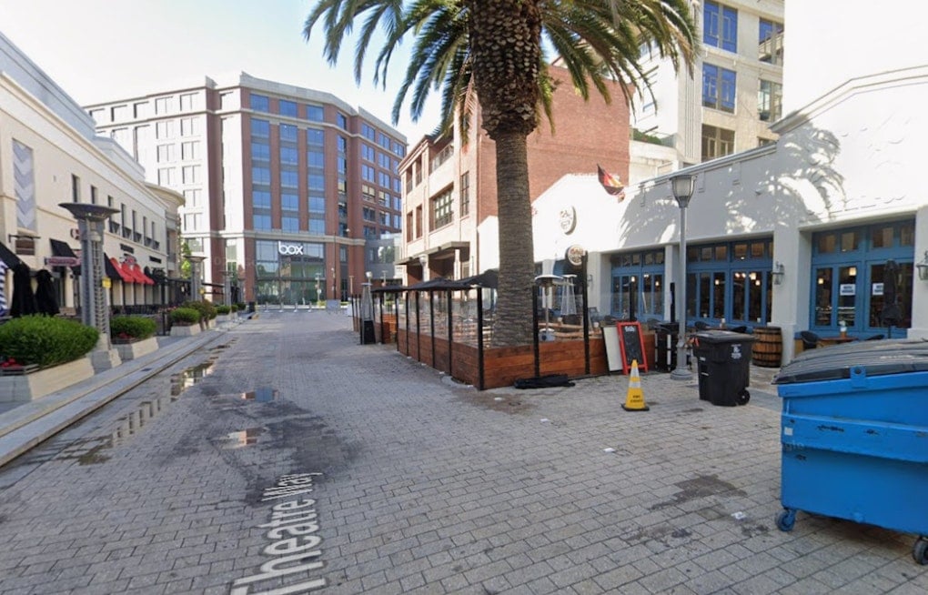 Redwood City Beer Garden Taps Out as Korean Upstart Rushes In