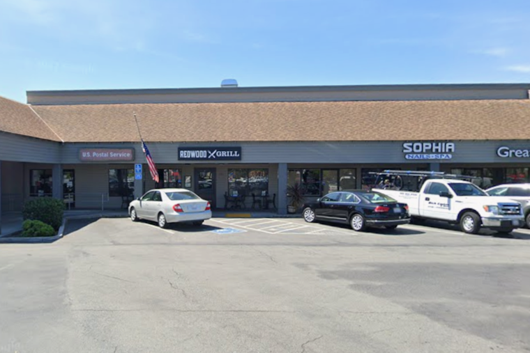 Redwood Grill Crew Quietly Drops New Coffee Counter In Woodside Plaza