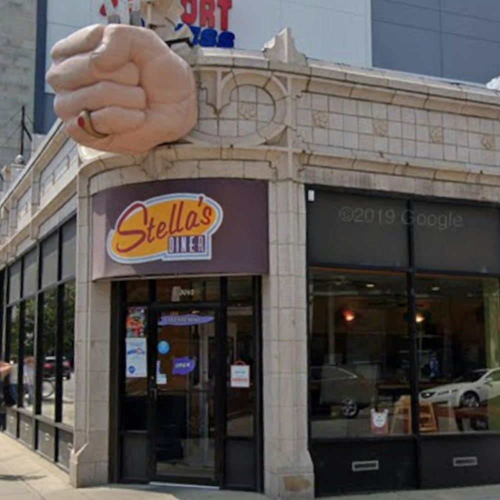 Roach Raid Shutters Lakeview’s Stella’s Diner, Rattling Loyal Regulars