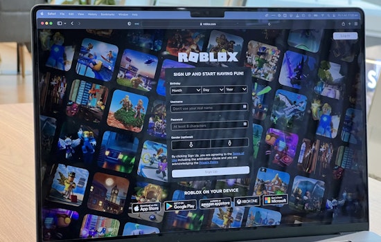 Roblox Grooming Bombshell Rocks Georgia Capitol