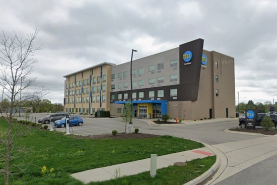 Rooftop Inferno Rattles Naperville Hilton By I-88