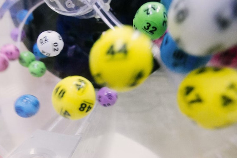 Roseville Gas Station Ticket Misses Powerball Fortune By One Number, Still Nets $33K