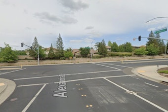 Roseville Sound Wall Crash Kills Passenger, Injures Two Others