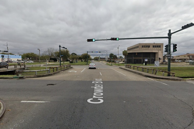 Rotten Pilings Shut Down Crowder Bridge in New Orleans East