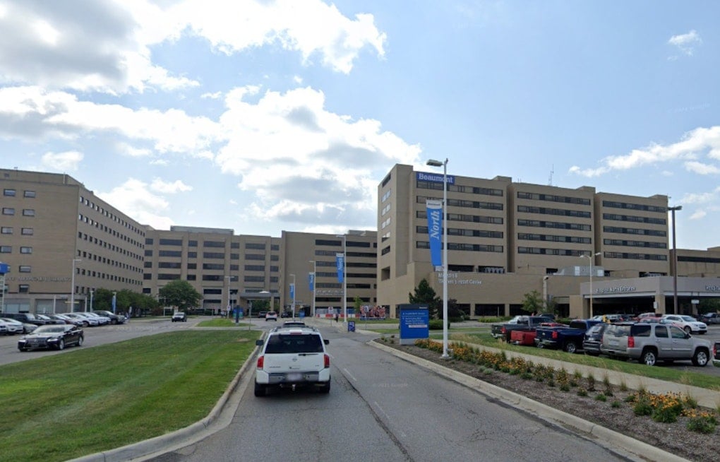 Royal Oak Heart Surgeons Pull Off World-First One-Port Valve Fix