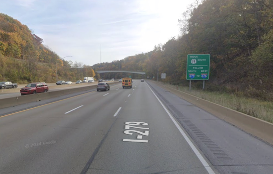 Runaway Rig Jumps Median, Shuts Down Parkway North Outside Pittsburgh