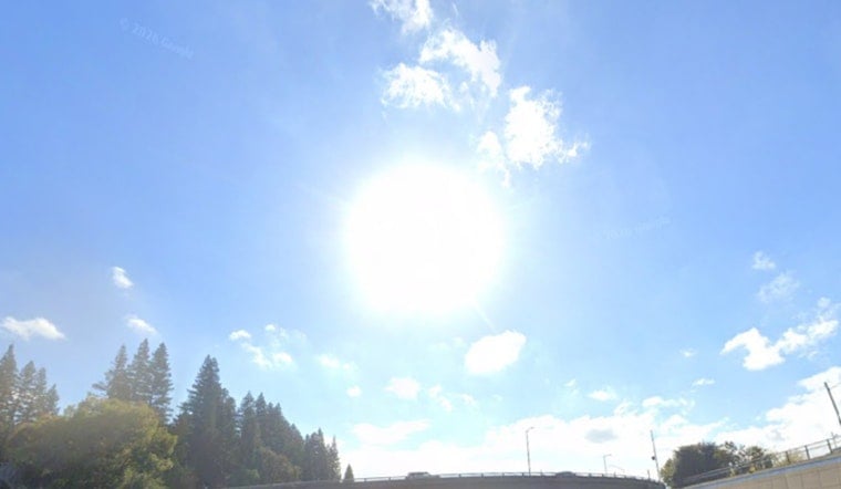 Sacramento Sizzles At 94 Degrees As Breezy Winds Stir Fire Fears