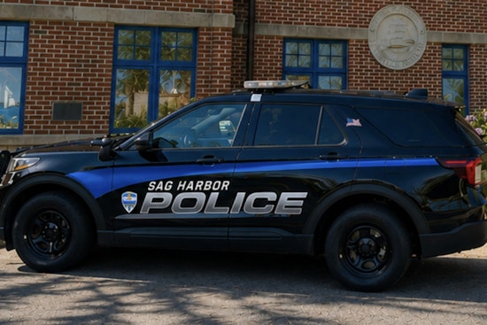 Sag Harbor Jetty Smash Leaves Two Hurt as Cops Collar Southampton Skipper