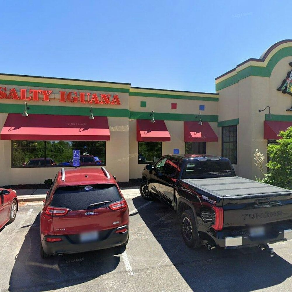 Salty Iguana Out, 4 Locoz Sports Bar Moves In On Independence