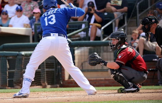 Salvador Perez Sends Kauffman Buzzing As Brett Homer Record Looms