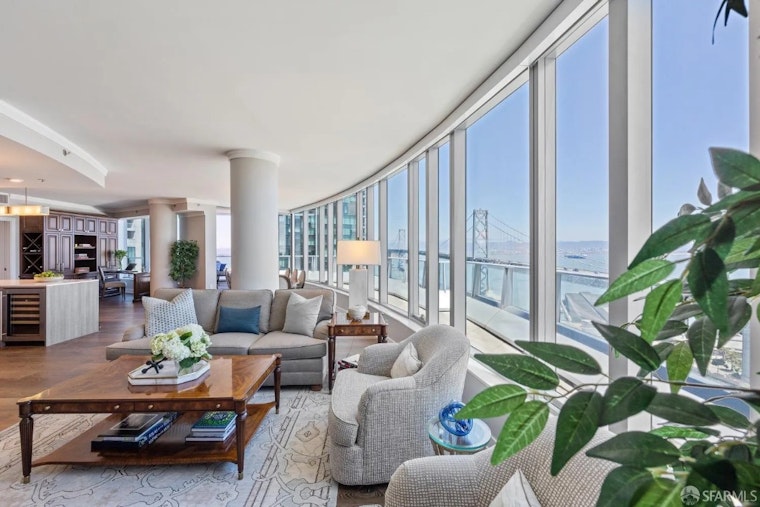 San Francisco Luxury High‑Rise Barely Pays Off For Ex‑Schwab Chief
