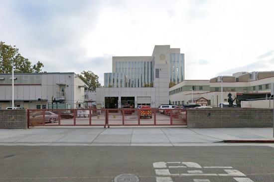 San Jose Firefighters Tackle Tier 1 Vegetation Fire Near Streets