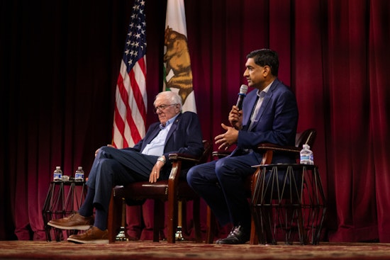 Sanders and Khanna Say Billionaires Can Foot the Bill for $3,000 Checks