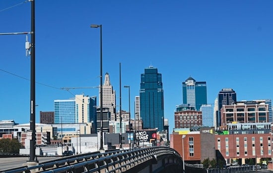 Scorching Heat Warps Rails, Stalls KC Streetcar In Heart Of Downtown