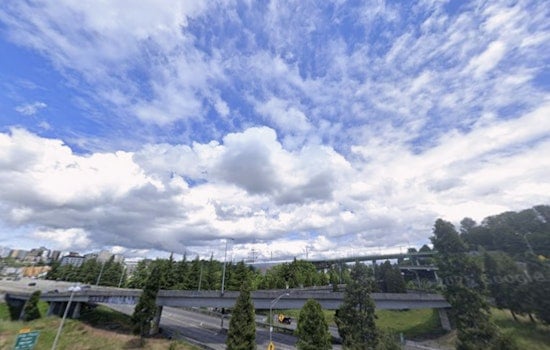 Seattle Wakes To Gloom, Snags Afternoon Sun As Week Rolls On
