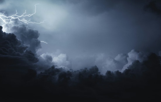 Severe Thunderstorm Warning For Hickory Area