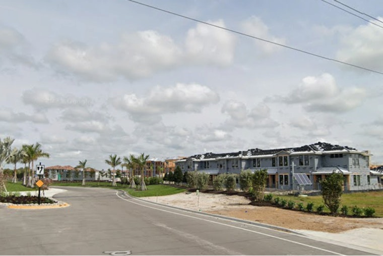 Shooting Under Investigation At Maren Apartments In Venice