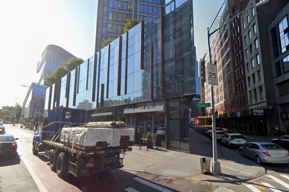 Sichuan Hotspot Breeze Locks In 15-Year Fulton Street Flagship In Downtown Brooklyn