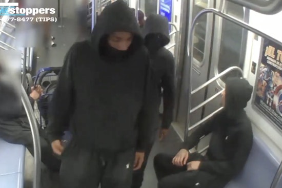 Sleeping 4 Train Rider Jumped Near Union Square, Cops Hunt Trio