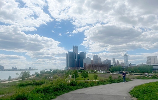 Smoke Chokes Detroit As Statewide Air Alert Darkens Sunday Skies
