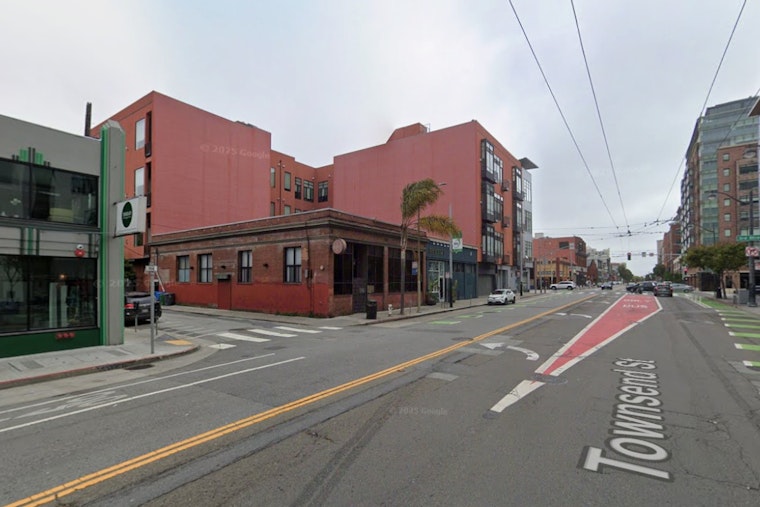 SoMa Bar Malone's Brings Cheers Vibes, Disco Fries To Oracle Park Crowd