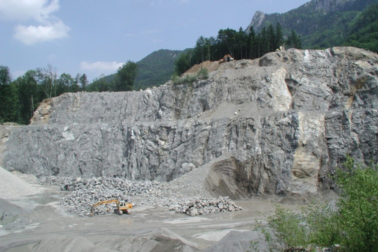 South County Erupts Over Lemay Quarry Dump Plan