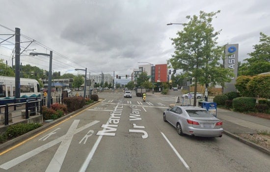 South Seattle Block Shuts Down As Commercial Fire Draws Massive Response