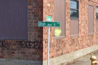 South Seattle Crash Traps One Occupant At Utah Lucile Intersection