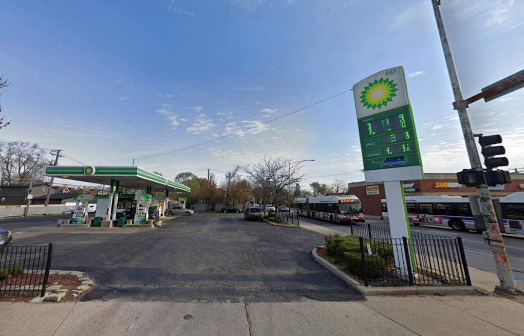 South Side Gas Station Damaged In Failed Jeffery Boulevard Crash-And-Grab