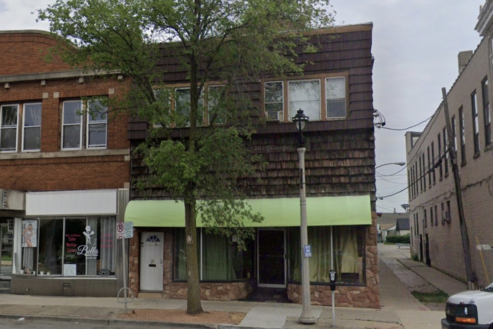 South Side Stand Pours Fizzy Taste Of Jalisco On Mitchell Street