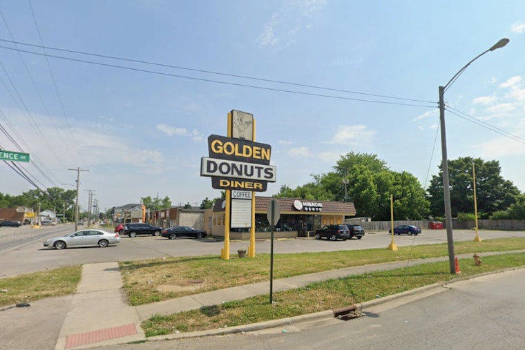 South Side Stunned as Golden Donuts Shutters After 30 Years