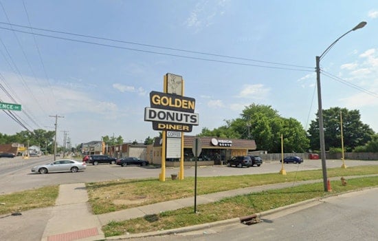 South Side Stunned as Golden Donuts Shutters After 30 Years