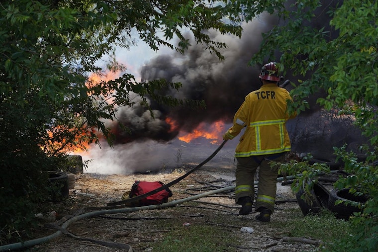 Southeast Austin Brush Blaze Guts Abandoned Moore Road Building