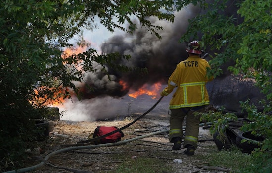 Southeast Austin Brush Blaze Guts Abandoned Moore Road Building
