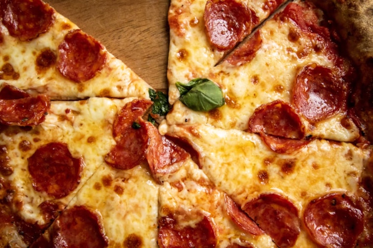 Spice Hit Masala Pizza & Bitezz Fires Up Indian Pies On Katy Freeway