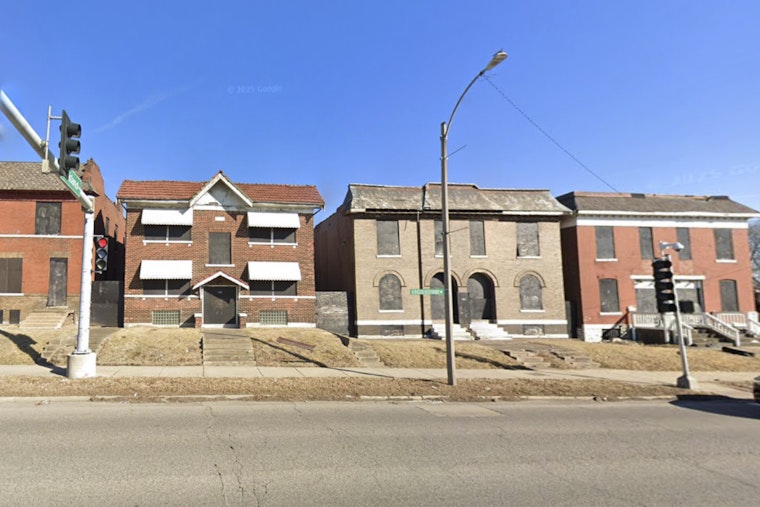 St. Louis Dangles Tax Breaks To Revive Empty Kingshighway Corner
