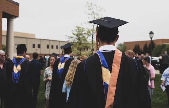 St. Louis Grads Get Diplomas, Not Jobs, In Brutal Post-College Scramble