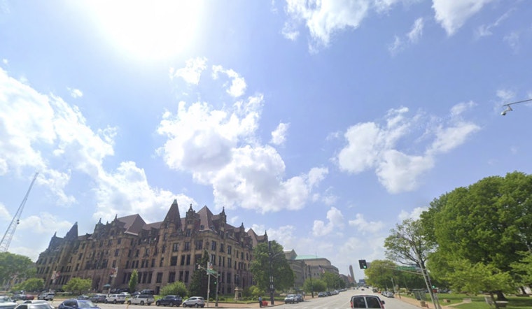 St. Louis Turns Into A Steam Room As Heat Advisory Drags On