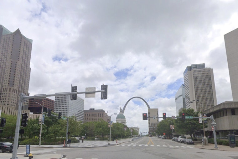 St. Louis Wakes in a Fog, Sweats Through Steamy Week Ahead