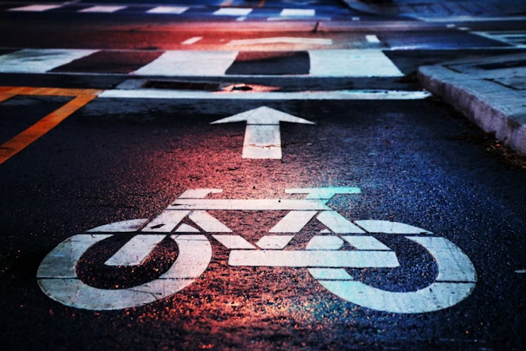 St. Pete Installs ‘Zipper’ Barriers To Protect First Avenue Cyclists