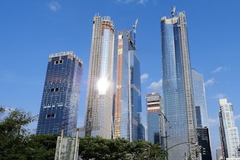 State Wants To Squeeze 3,950 Apartments Onto Slim Hudson Yards Sites