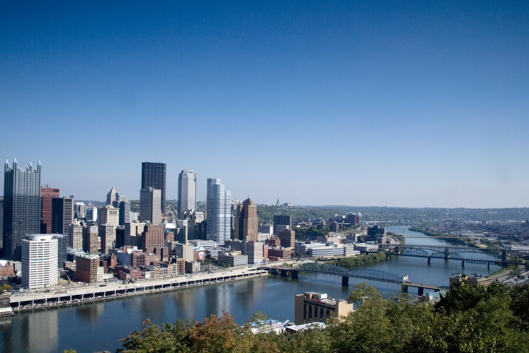 Steel City Sizzles as Midweek Heat Slams Air Quality