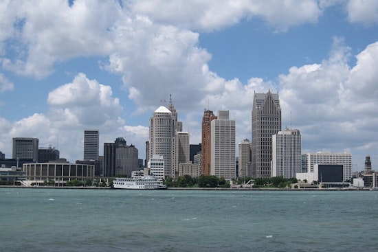 Sticky Morning, Windy Afternoon: North Breeze Shakes Up Detroit Commute