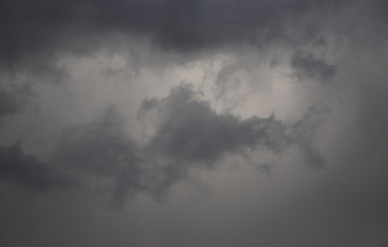 Sticky Skies And Storm Shots: Muggy Thursday Keeps Milwaukee Guessing