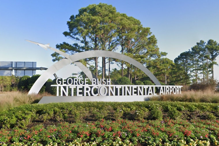Storm Chaos Freezes Bush Airport Flights In Houston