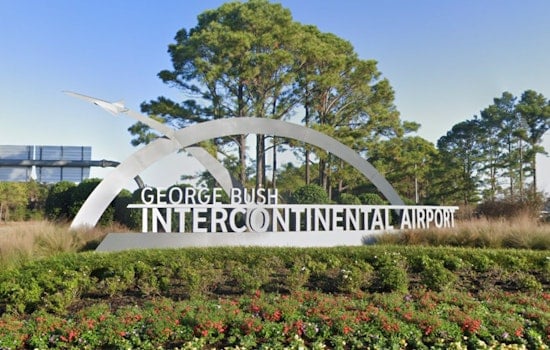 Storm Chaos Freezes Bush Airport Flights In Houston