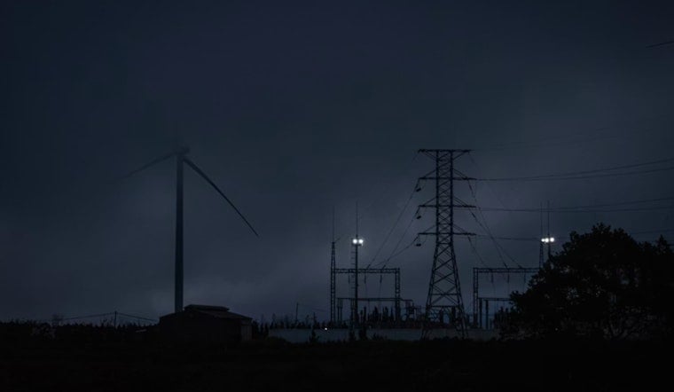 Holiday Blackout as Fierce Storms Leave St. Louis Sweating in the Dark