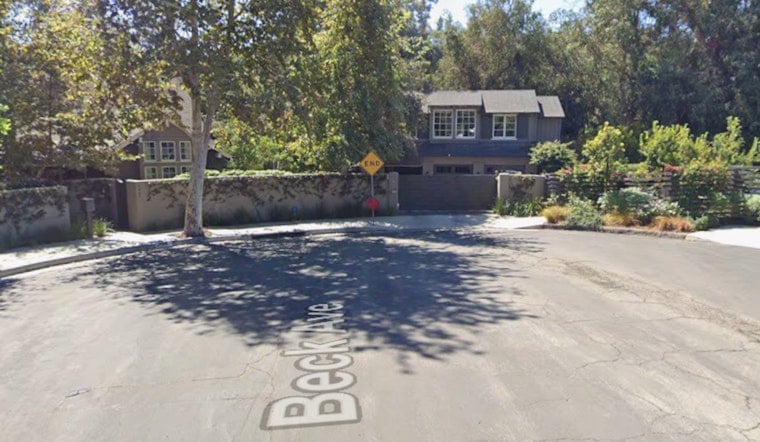Studio City Crooks Caught Casually Roaming Empty Home on Camera